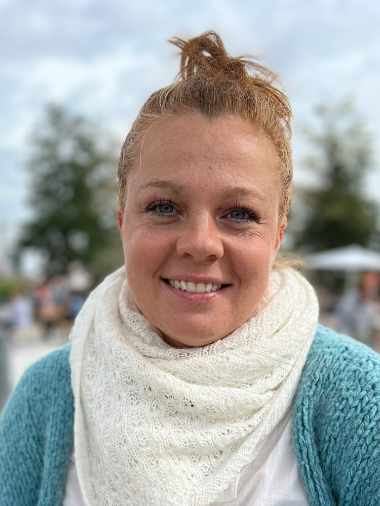 Porträt von Daniela, Hochzeitsberaterin bei Love Vision Weddings.